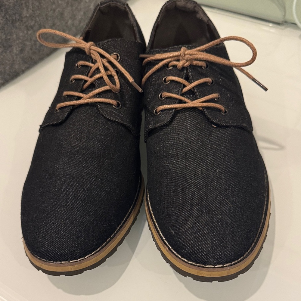 Aldo Black Oxfords with Brown Laces